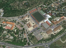 Vista aérea del polideportivo y colegios donde se realizará un estudio de detalle